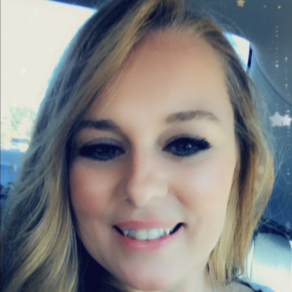 Meet your Posher, Christie